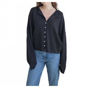 NEW THINGS BETWEEN button up cardigan in black